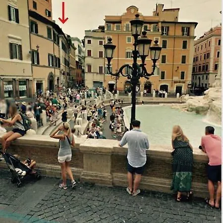 Sweet Life Trevi * Rome